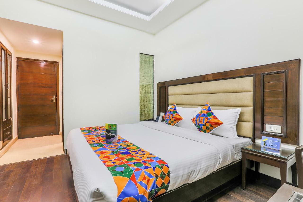 Fabhotel Metro35 Chandīgarh Zewnętrze zdjęcie
